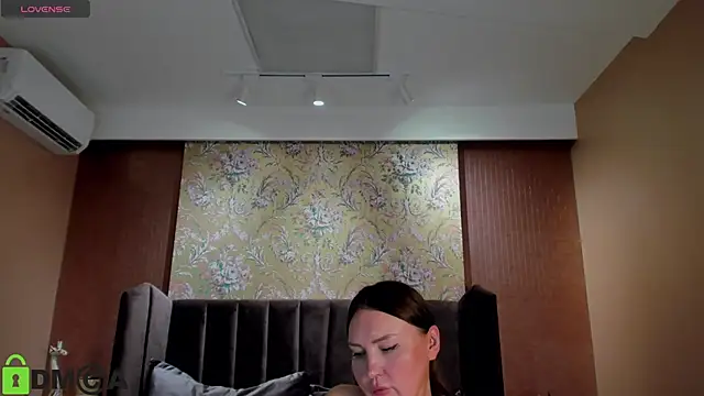 EmmaSparky online show from January 31, 2025, 4:47 am