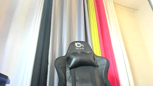 SlutyMaya4k online show from March 21, 2025, 7:11 am