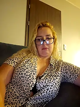 MariaRichi  online show from March 16, 2025, 7:49 pm