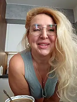 MariaRichi  online show from March 22, 2025, 7:15 am