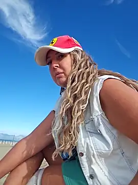 MariaRichi  online show from September 26, 2025, 7:34 am