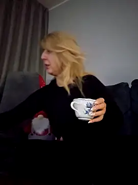 MariaRichi  online show from December 23, 2025, 7:06 am