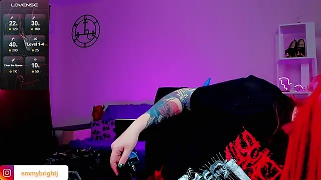 Snapshot of Emmybrightj_ chatting on January 6, 2025, 1:53 am Emmybrightj  online show from January 6, 2025, 1:53 am