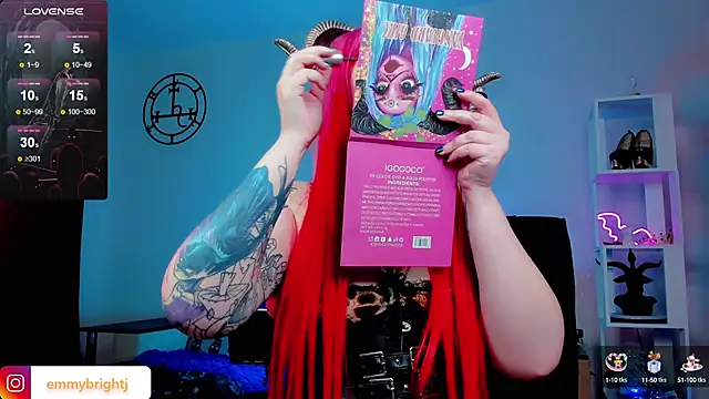 Snapshot of Emmybrightj_ chatting on January 10, 2025, 12:06 am Emmybrightj  online show from January 10, 2025, 12:06 am