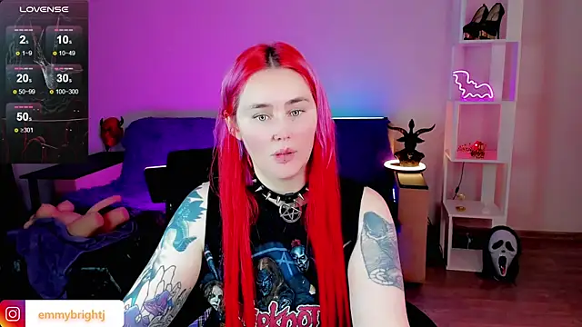 Snapshot of Emmybrightj_ chatting on January 22, 2025, 12:06 am Emmybrightj  online show from January 22, 2025, 12:06 am