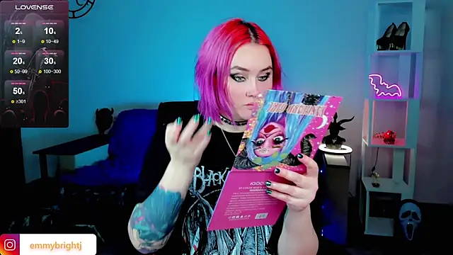 Snapshot of Emmybrightj_ chatting on January 23, 2025, 10:44 pm Emmybrightj  online show from January 23, 2025, 10:44 pm
