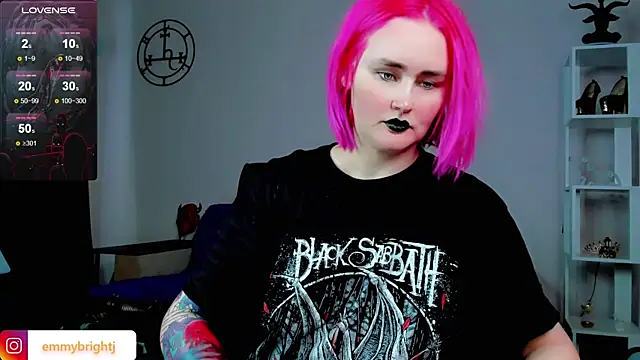 Snapshot of Emmybrightj_ chatting on January 30, 2025, 6:03 am Emmybrightj  online show from January 30, 2025, 6:03 am