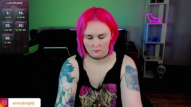 Snapshot of Emmybrightj_ chatting on February 3, 2025, 12:47 am Emmybrightj  online show from February 3, 2025, 12:47 am