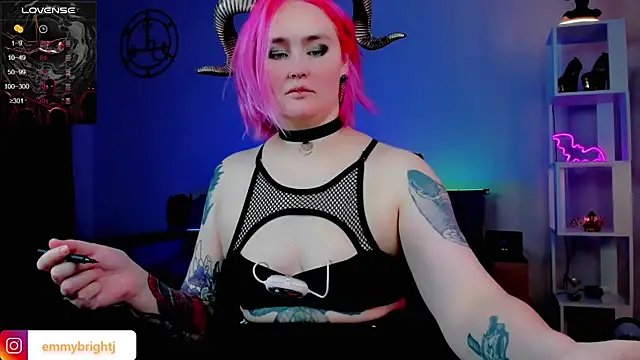 Snapshot of Emmybrightj_ chatting on February 4, 2025, 1:02 am Emmybrightj  online show from February 4, 2025, 1:02 am