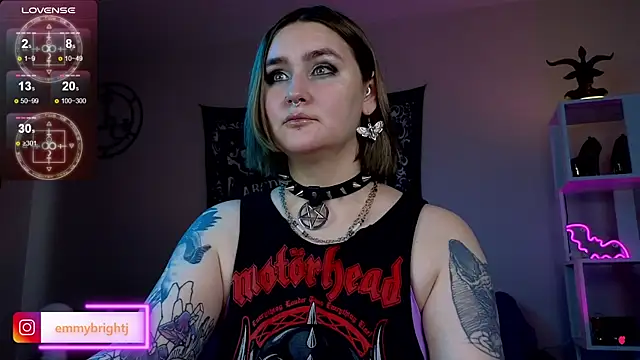 Snapshot of Emmybrightj_ chatting on March 23, 2025, 3:54 am Emmybrightj  online show from March 23, 2025, 3:54 am