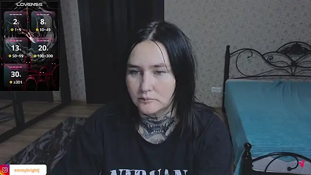 Emmybrightj  online show from November 1, 2025, 6:21 pm