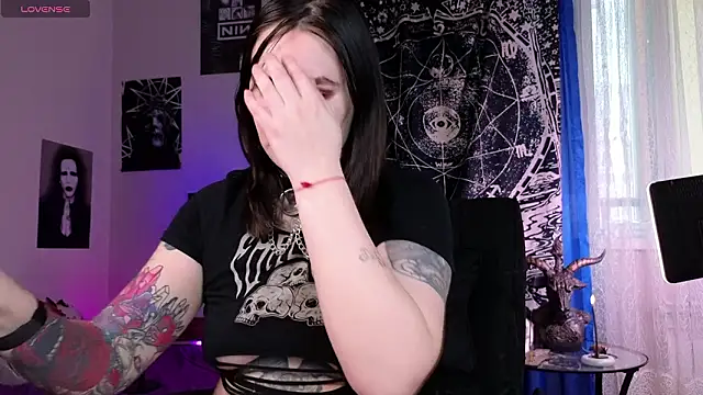 Emmybrightj  online show from March 23, 2026, 2:48 am