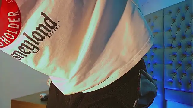 HannibalLester online show from February 11, 2025, 2:35 am