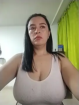 hailey85 online show from May 19, 2026, 11:22 pm