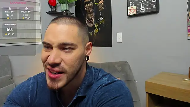 Giorgio-Leone online show from September 23, 2025, 12:13 am