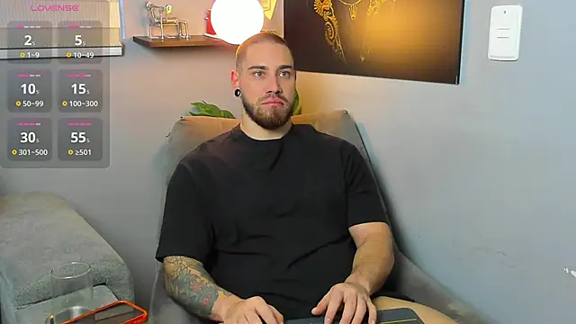 Snapshot of Giorgio-Leone chatting on February 26, 2026, 11:04 pm Giorgio-Leone online show from February 26, 2026, 11:04 pm