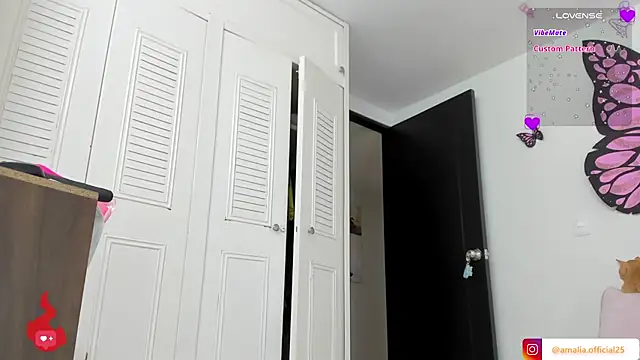 sweet amalia4 online show from February 10, 2026, 6:12 pm