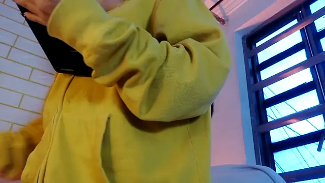 NYX1126 online show from November 24, 2025, 1:22 pm