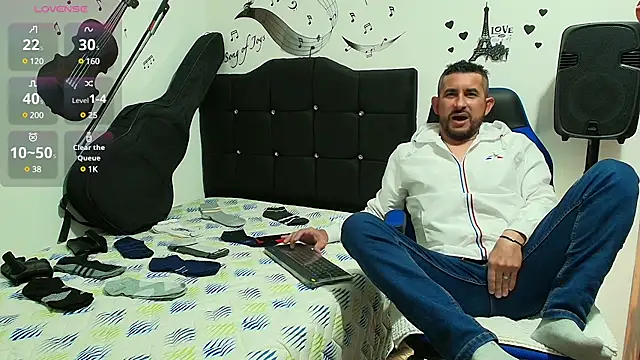 Yeol King online show from March 5, 2025, 6:12 pm