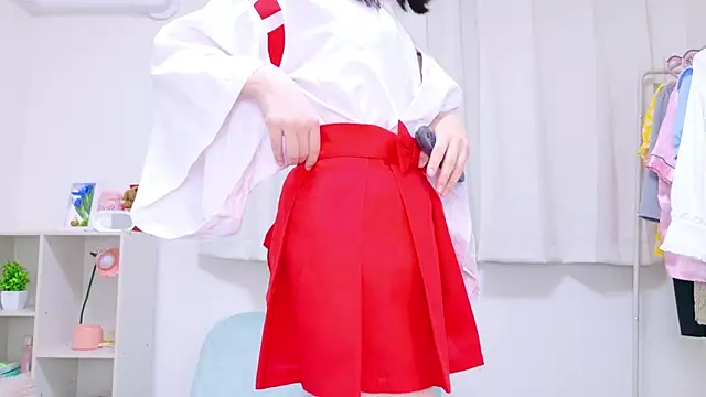 Snapshot of Yurie_ chatting on January 5, 2025, 2:17 am Yurie  online show from January 5, 2025, 2:17 am