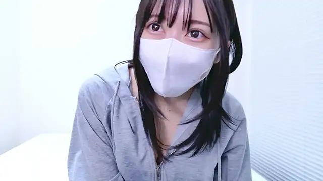 Snapshot of Yurie_ chatting on September 13, 2025, 2:17 pm Yurie  online show from September 13, 2025, 2:17 pm