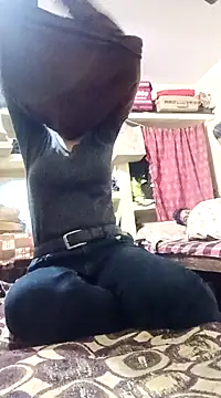 Snapshot of InLero chatting on December 14, 2024, 4:12 am InLero online show from December 14, 2024, 4:12 am