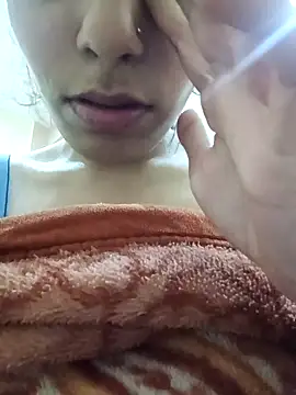 Snapshot of InLero chatting on February 4, 2025, 12:00 pm InLero online show from February 4, 2025, 12:00 pm