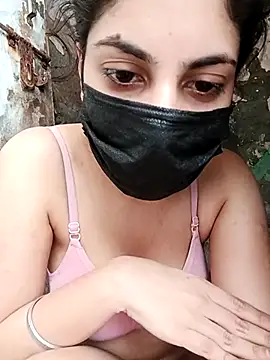 Snapshot of InLero chatting on March 11, 2025, 5:05 am InLero online show from March 11, 2025, 5:05 am