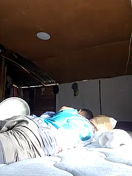 Snapshot of jose5320_20 chatting on October 14, 2025, 1:01 pm jose5320 20 online show from October 14, 2025, 1:01 pm