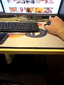 Snapshot of Ibag01 chatting on March 3, 2025, 2:15 pm Ibag01 online show from March 3, 2025, 2:15 pm