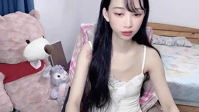 Lili-2 online show from September 20, 2025, 3:02 pm