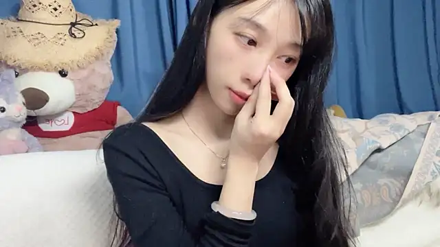 Lili-2 online show from March 28, 2026, 1:33 pm