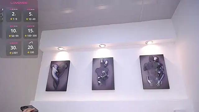 Melodi Roux online show from September 29, 2025, 1:27 pm