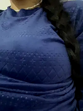 Lina-lolo online show from December 3, 2024, 6:49 pm