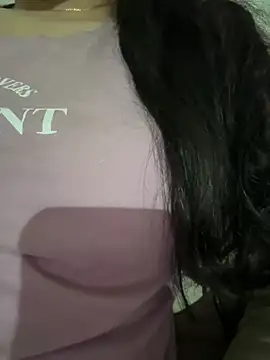 Lina-lolo online show from May 16, 2026, 8:18 pm