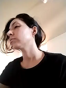 Snapshot of mielikki001 chatting on December 13, 2024, 9:30 pm mielikki001 online show from December 13, 2024, 9:30 pm