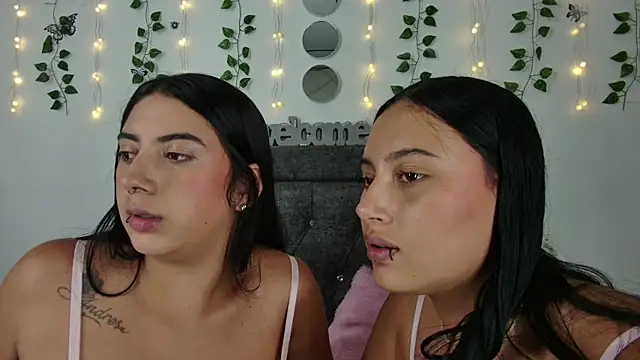 Snapshot of Gianna_saints chatting on December 20, 2024, 12:19 am Gianna saints online show from December 20, 2024, 12:19 am