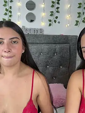 Snapshot of Gianna_saints chatting on December 24, 2024, 3:38 am Gianna saints online show from December 24, 2024, 3:38 am