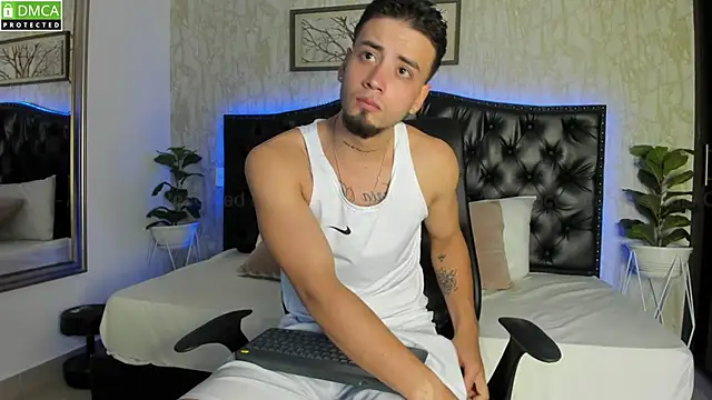 MattDevon online show from March 5, 2025, 5:18 pm