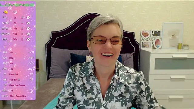 Cutie Erikaa1 online show from February 10, 2025, 2:30 am