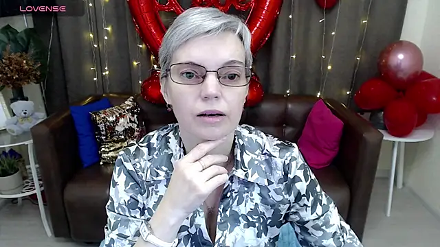 Cutie Erikaa1 online show from February 12, 2025, 3:29 am