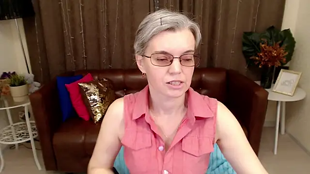 Cutie Erikaa1 online show from February 22, 2025, 2:50 am