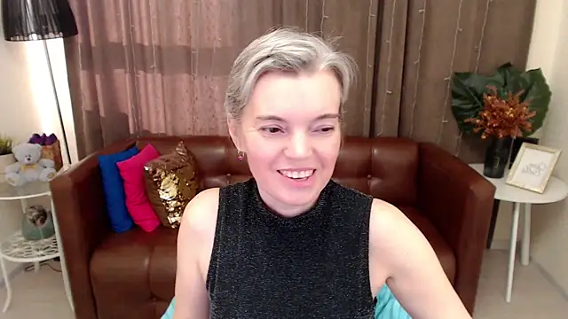 Cutie Erikaa1 online show from February 23, 2025, 5:34 am