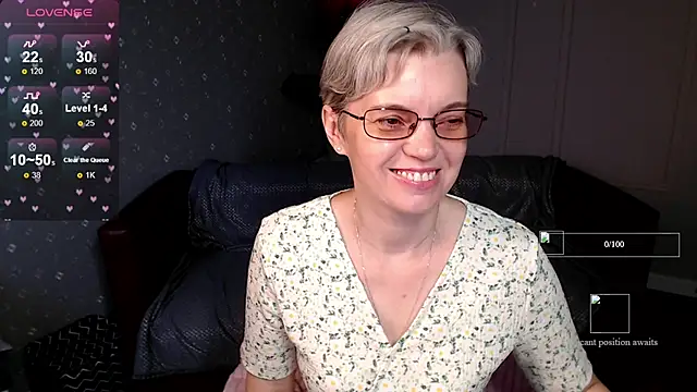 Snapshot of Cutie_Erikaa1 chatting on June 5, 2026, 2:18 am Cutie Erikaa1 online show from June 5, 2026, 2:18 am