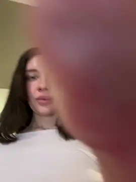 slowlove 1 online show from February 6, 2026, 8:12 pm