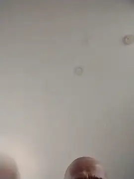 geilerschwanz64 online show from November 5, 2025, 5:57 pm