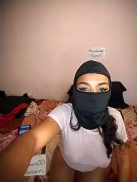 Snapshot of Yessicafoxy chatting on March 20, 2026, 4:56 pm Yessicafoxy online show from March 20, 2026, 4:56 pm