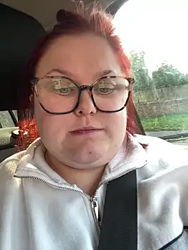 Tallulah-mae-xoxox online show from February 17, 2025, 1:42 pm