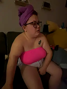 Tallulah-mae-xoxox online show from September 14, 2025, 6:29 pm