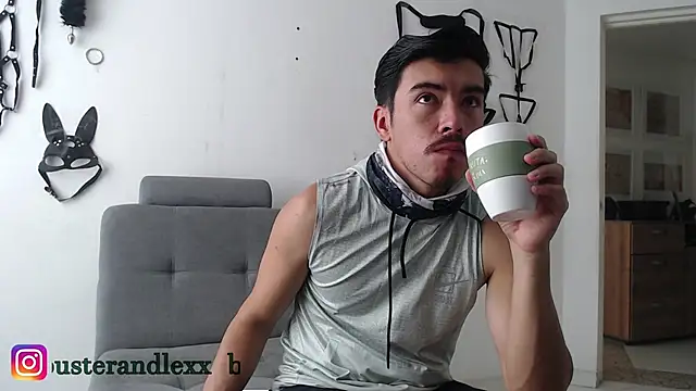 Snapshot of lexxandbusterr chatting on December 4, 2024, 1:20 pm lexxandbusterr online show from December 4, 2024, 1:20 pm